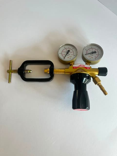 Pressure regulator Acetylen - 25 bar / 1.5 bar